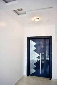 4FT EXTRA HIGH ZIG-ZAG MIRROR DOOR