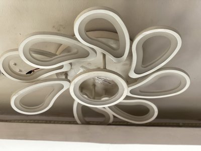 8 CUPS V SHAPED LIGHT